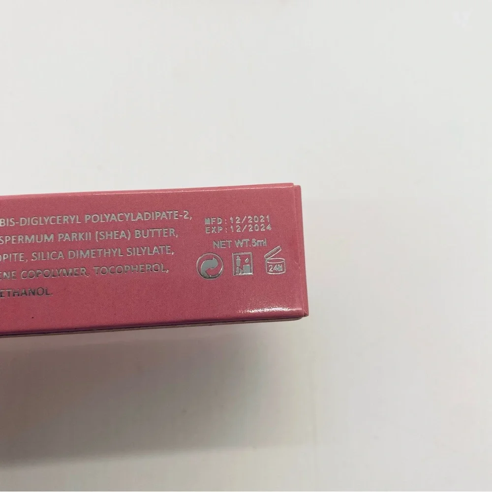 NWT BossGloss Lip Gloss in Chairwoman Red (bold red) 0.5 ml Full Size